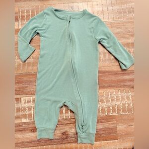 (3/$15) Cloud Island two way zip modal bamboo baby neutral pajama romper